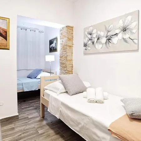 With A Parking Space - 22796 Apartament