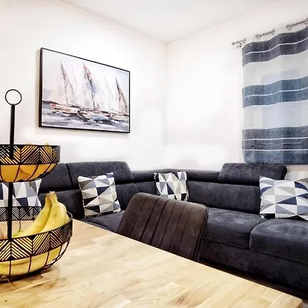 With A Parking Space - 22796 Apartament