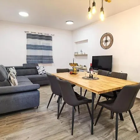 With A Parking Space - 22796 Appartement *