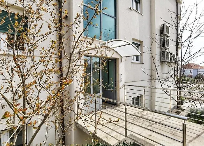 With Parking Space - 22796 Apartment Split