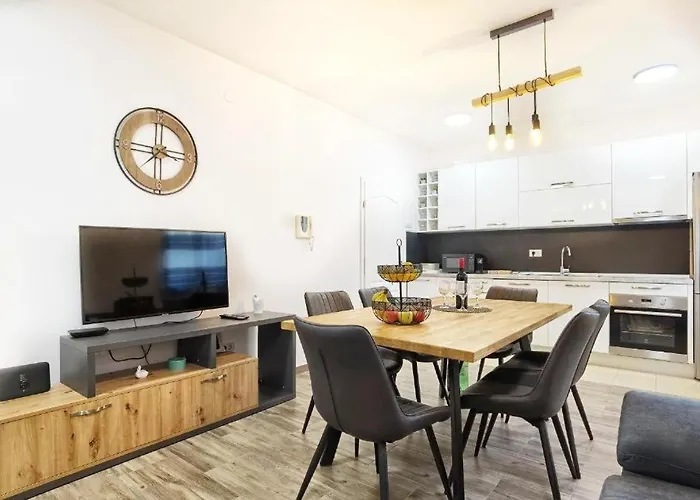With Parking Space - 22796 سبليت