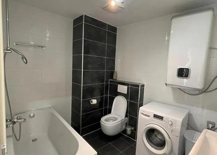 Apartment With Parking Space - 22796 *