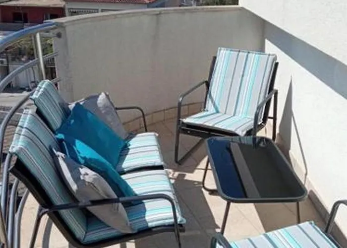 Apartment With Parking Space - 22796
